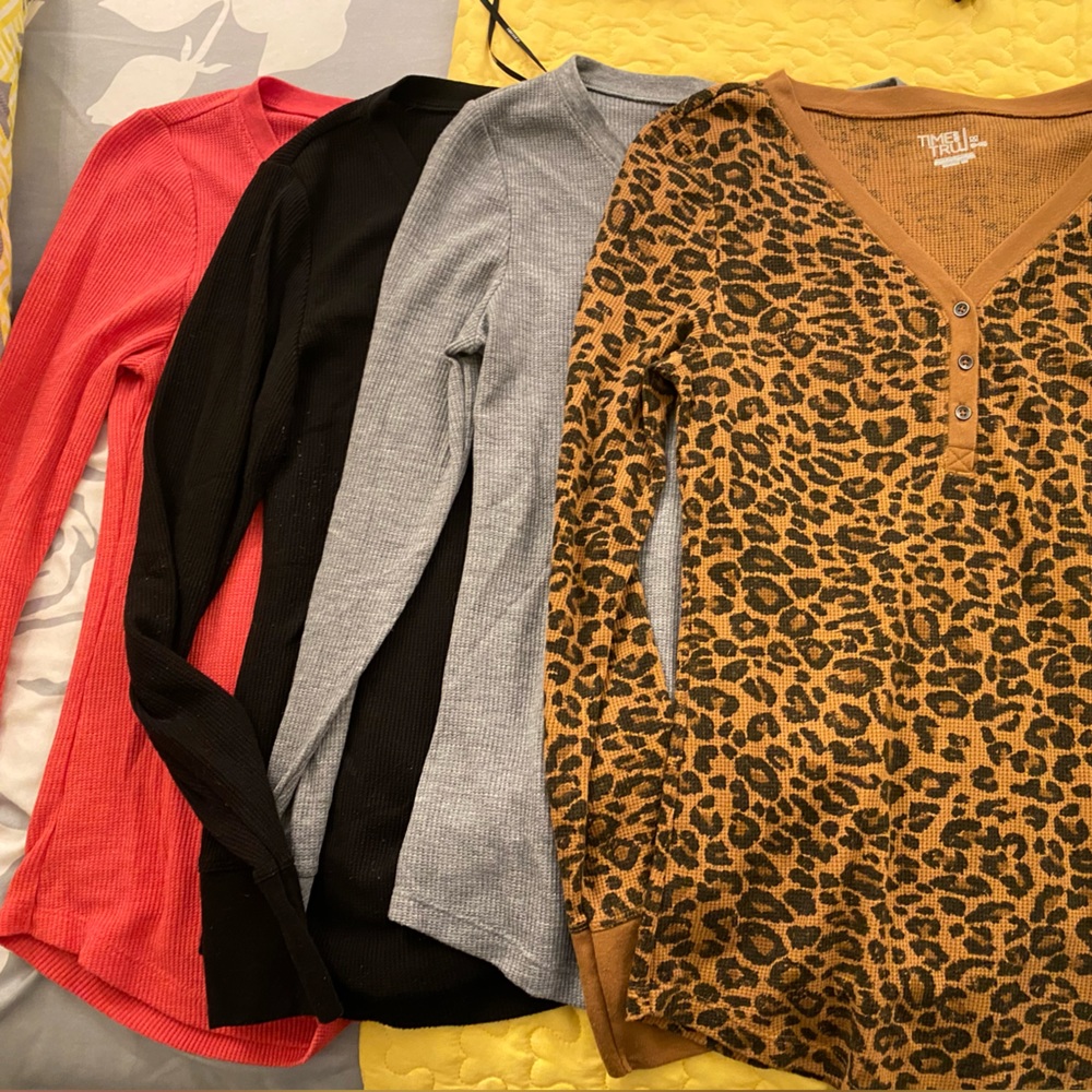 (4) Time and Tru thermal Henley long sleeve shirts